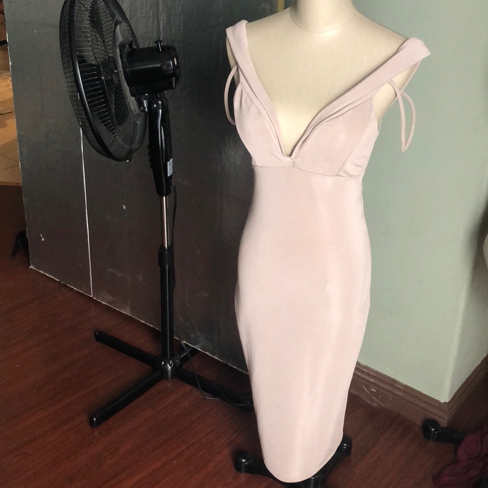 Nude color sexy tight midi dress